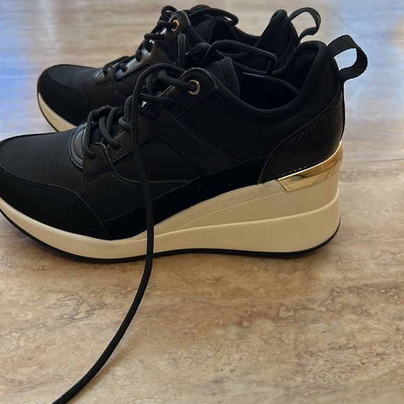NWOT black wedge sneaker. - Picture 2 of 4